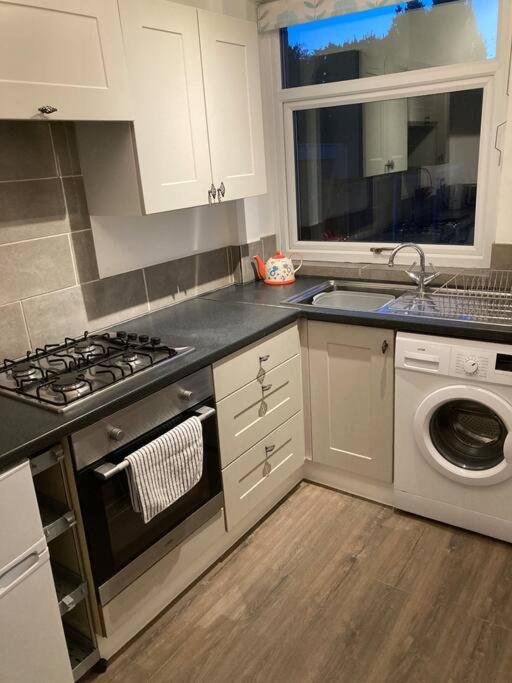 Coniston House Lancaster 3 Bedrooms Parking And Garden Екстериор снимка